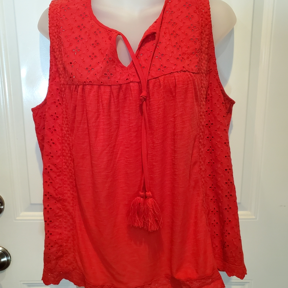 Knox Rose Red Sleeveless Blouse with Tassel